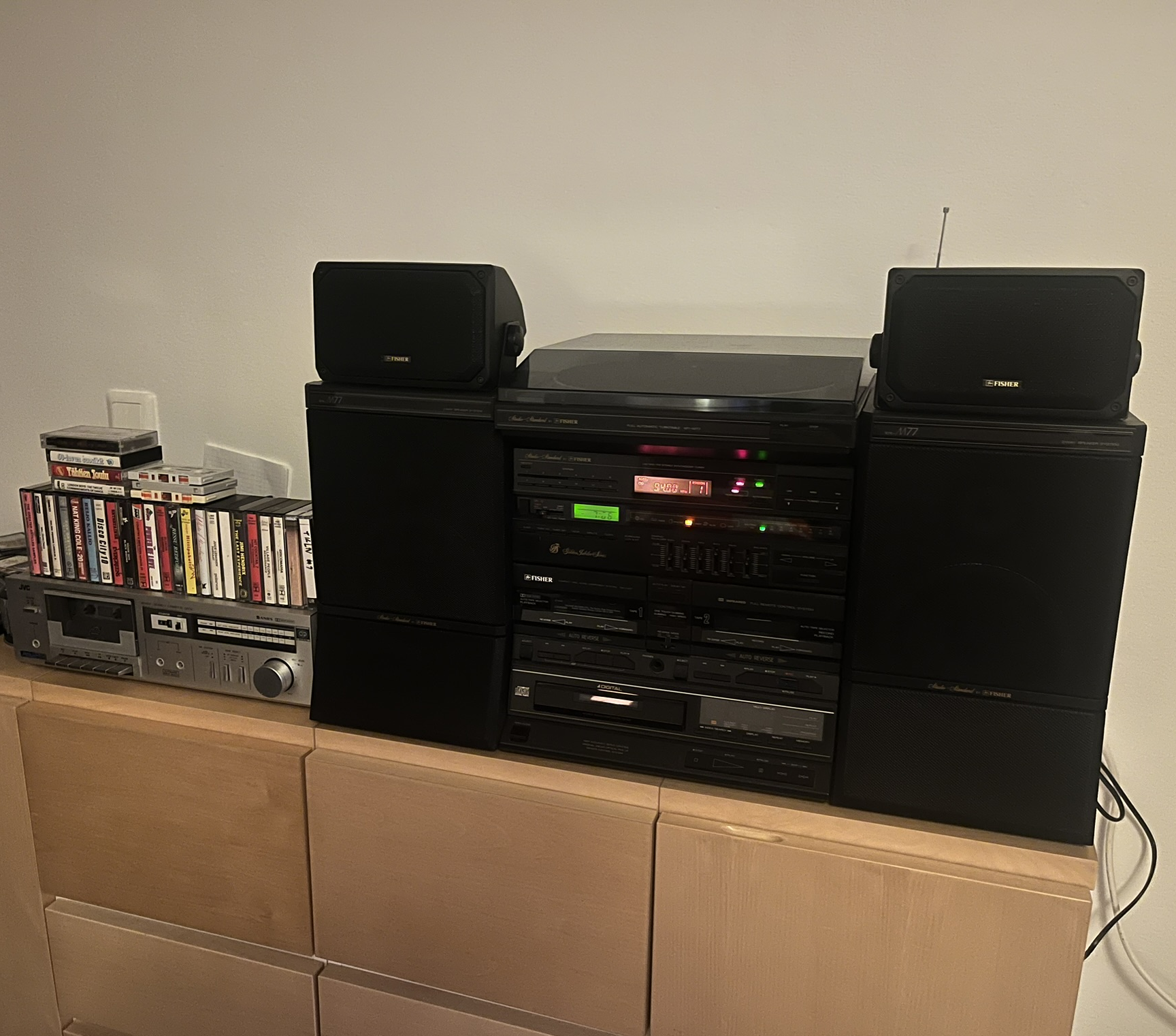 JVC KD-D2, bunch of casettes, Fisher TAD-M77
